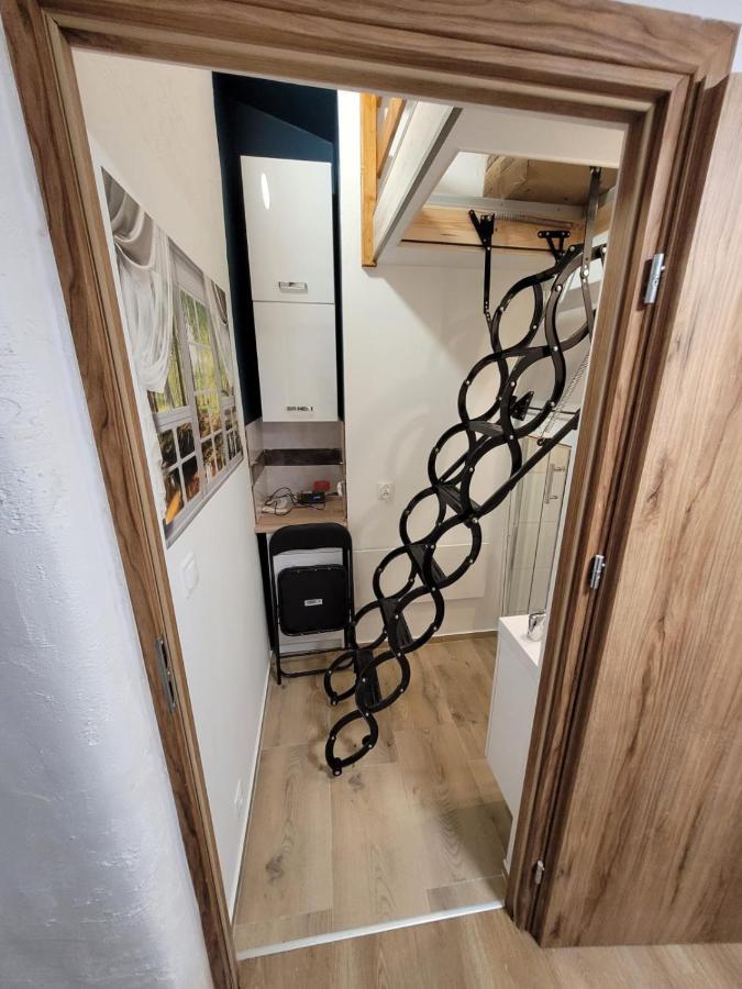 Micro Apartments 2,5 Qm - Najmniejsze Apartamenty Swiata 2,5 Mkw Krakau Exterior foto