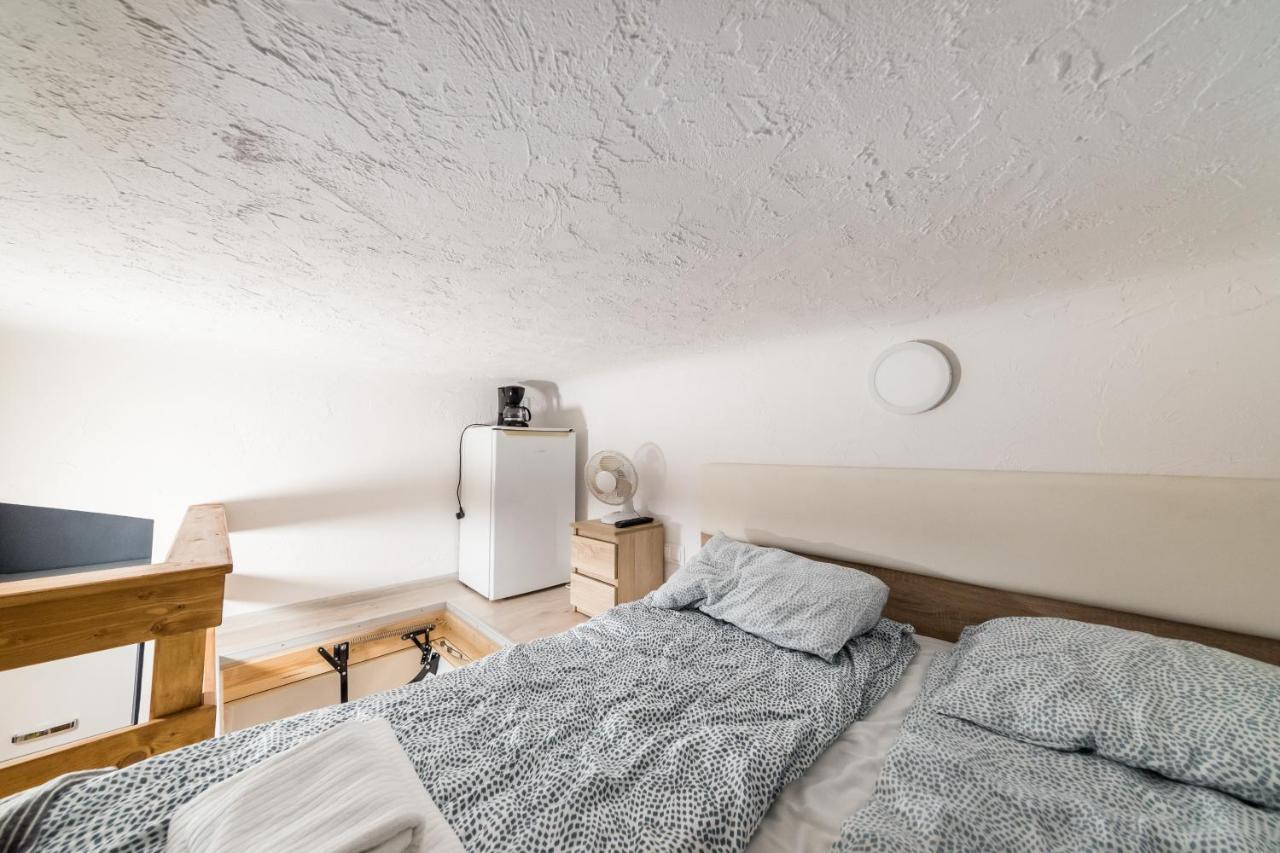 Micro Apartments 2,5 Qm - Najmniejsze Apartamenty Swiata 2,5 Mkw Krakau Exterior foto