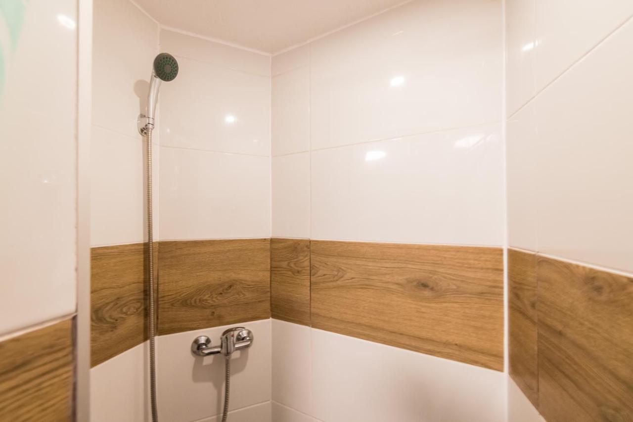 Micro Apartments 2,5 Qm - Najmniejsze Apartamenty Swiata 2,5 Mkw Krakau Exterior foto