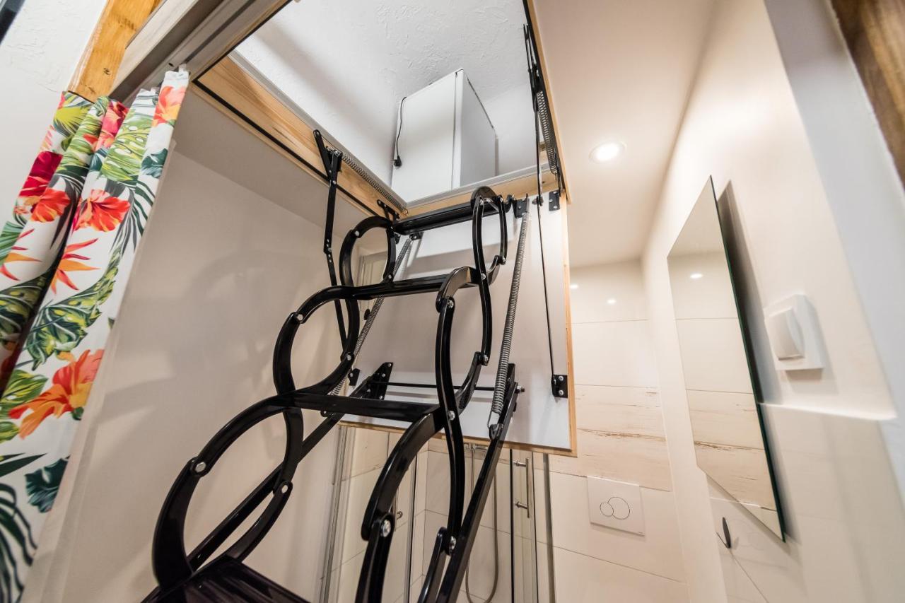 Micro Apartments 2,5 Qm - Najmniejsze Apartamenty Swiata 2,5 Mkw Krakau Exterior foto