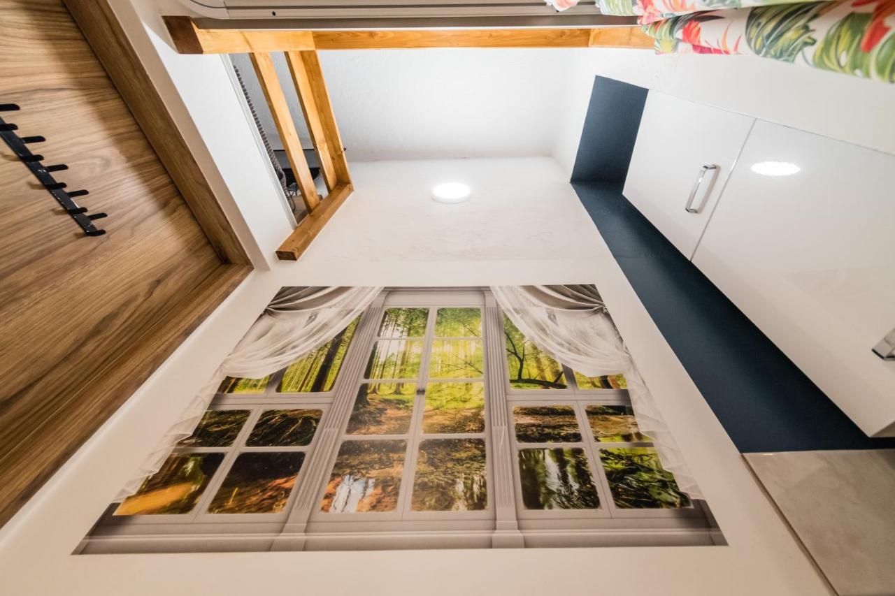 Micro Apartments 2,5 Qm - Najmniejsze Apartamenty Swiata 2,5 Mkw Krakau Exterior foto