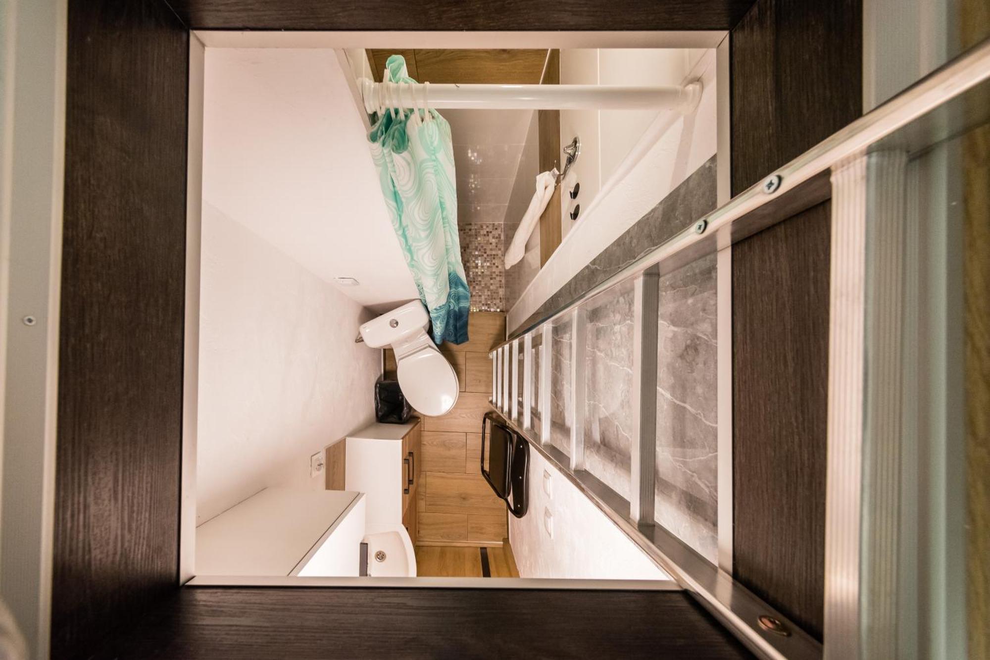 Micro Apartments 2,5 Qm - Najmniejsze Apartamenty Swiata 2,5 Mkw Krakau Exterior foto